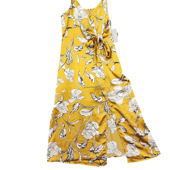 Chelsea28 Side Tie Satin Dress Spaghetti Straps Yellow harvest Size Medium - Picture 5 of 13
